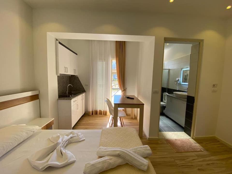 Vila Butrint Apartment Ksamil Exterior foto